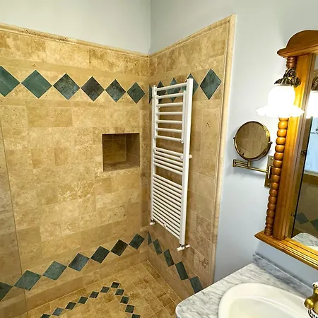 Masia Can Viver - Olive Oil Tourism B&B Bigues I Riells Quarto foto