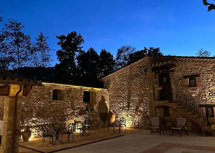 Masia Can Viver - Olive Oil Tourism B&B