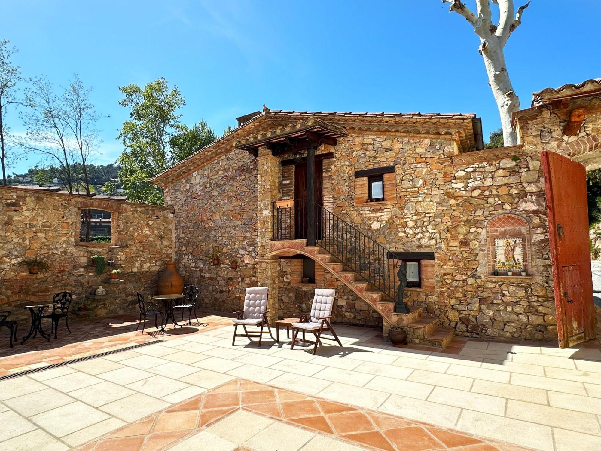 Casa de Campo Masia Viver - Olive Oil Tourism